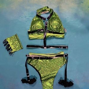 Custom 4-piece rave festival outfit